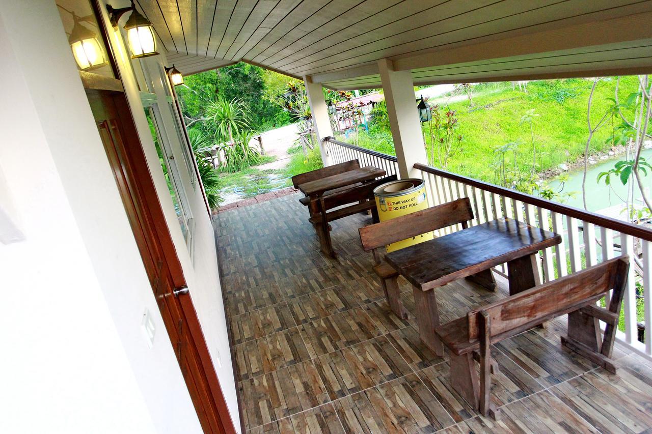 Pirom Lake And Resort Si Maha Phot Exterior photo